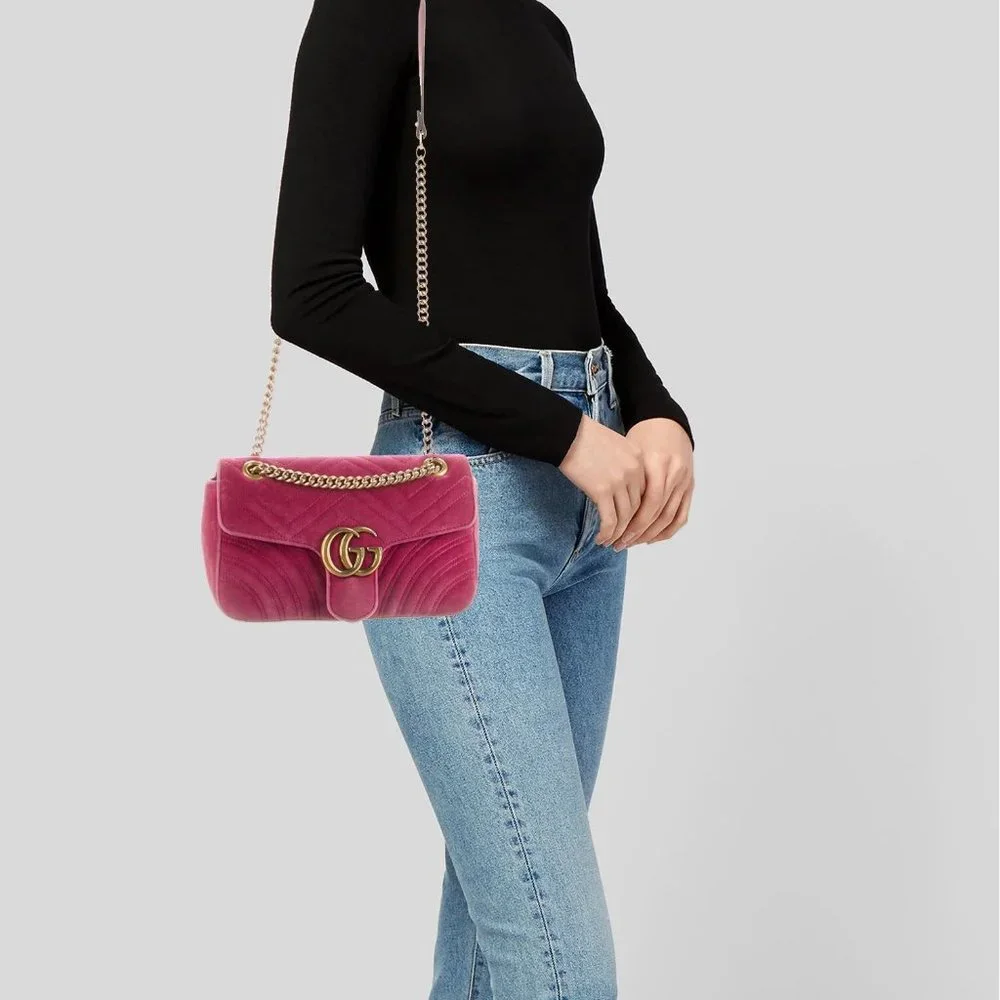 Gucci GG Marmont Shoulder Bag in Pink Velvet NEW WITH DUSTBAG - Picture 3 of 5